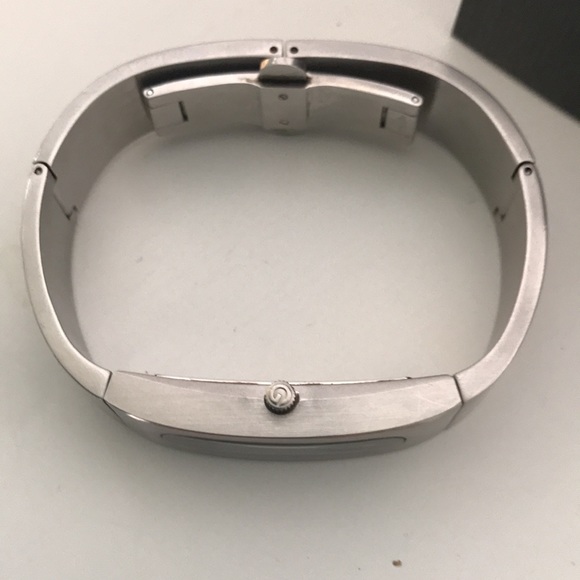 Gucci bracelet watch - Picture 4 of 6